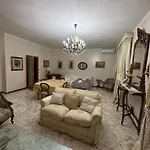 G & B House Bari