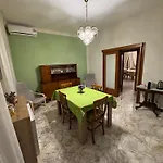 G & B House * Bari