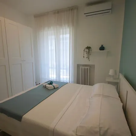 G & B House Bari