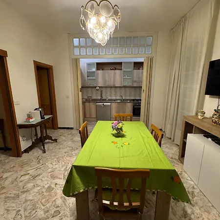 G & B House Apartamento *
