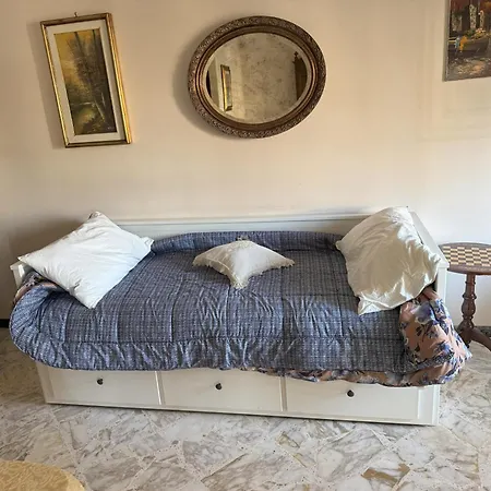 G & B House Apartamento Bari