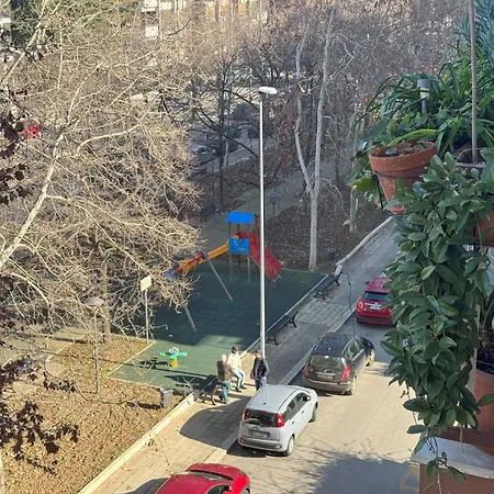 G & B House * בארי